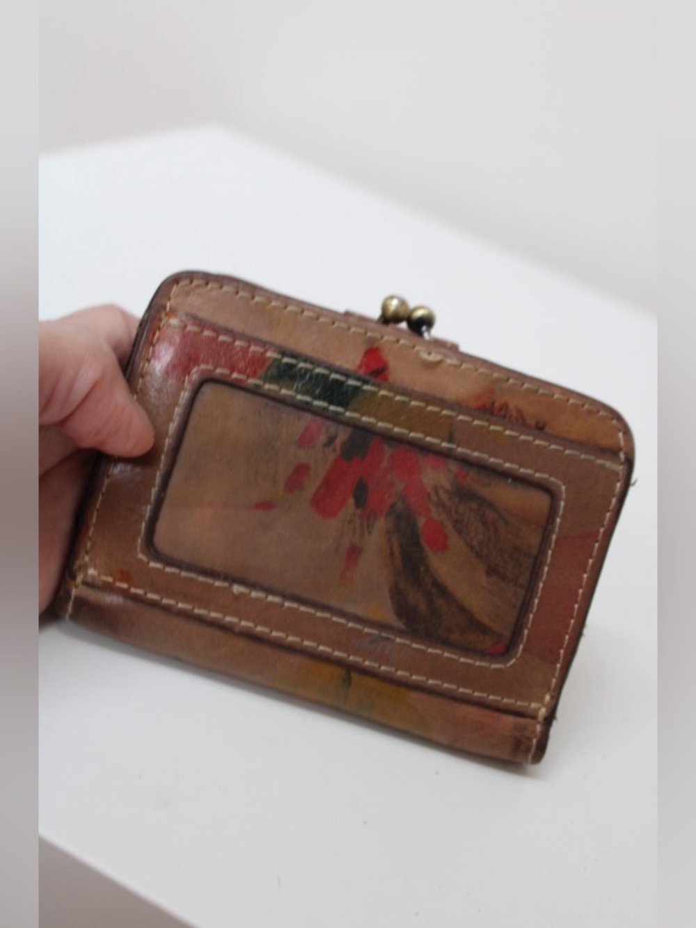 Patricia Nash bi fold wallet - Picture 2 of 9